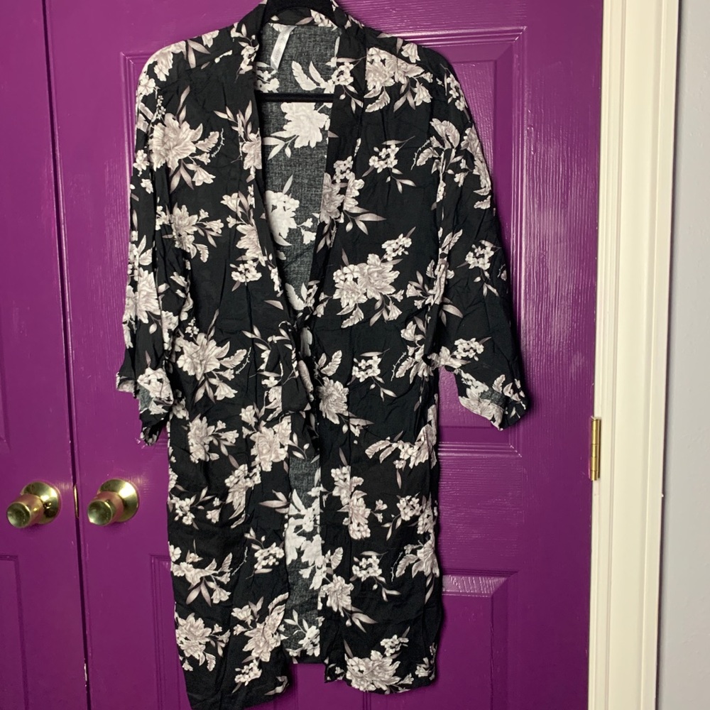 Floral kimono